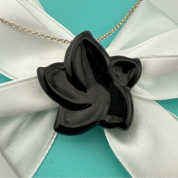 RARE Tiffany & Co. Peretti Black Jade Star Flower Necklace Sterling Silver 30" - Picture 1 of 8